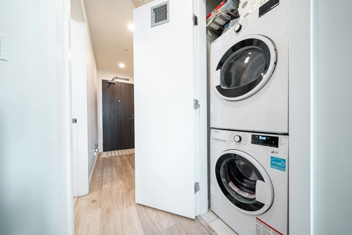 Entry Foyer Photo of 1305 5311 Goring Street, Burnaby, BC