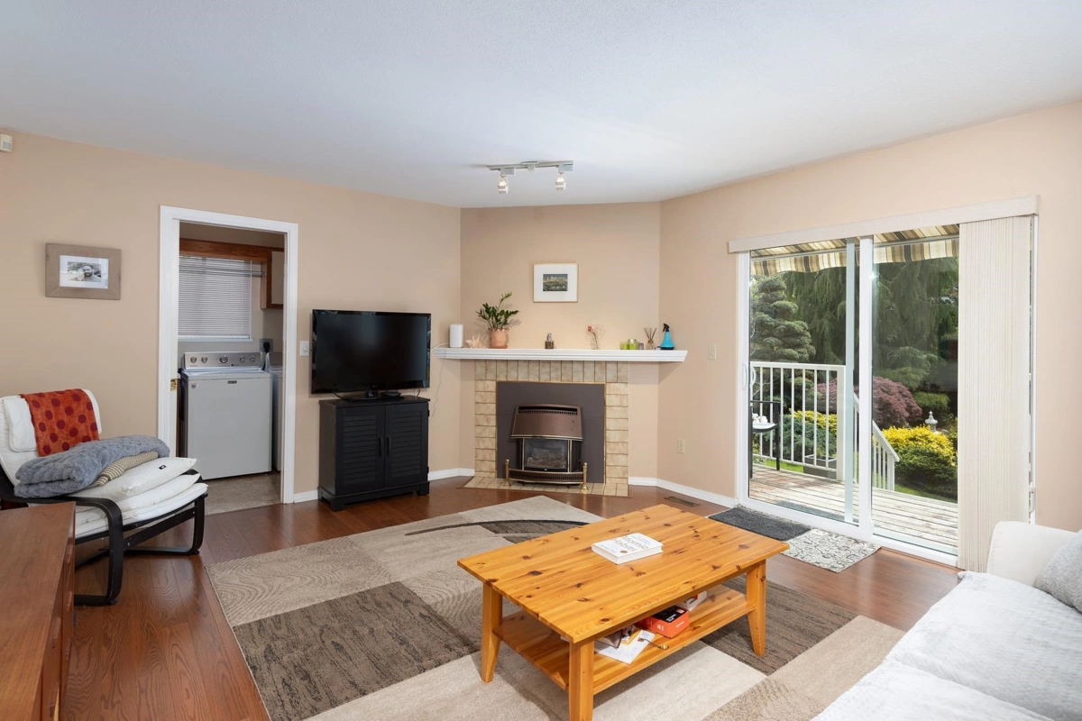 Loft / Bonus Room Photo of 12986 20 Avenue, Surrey, BC