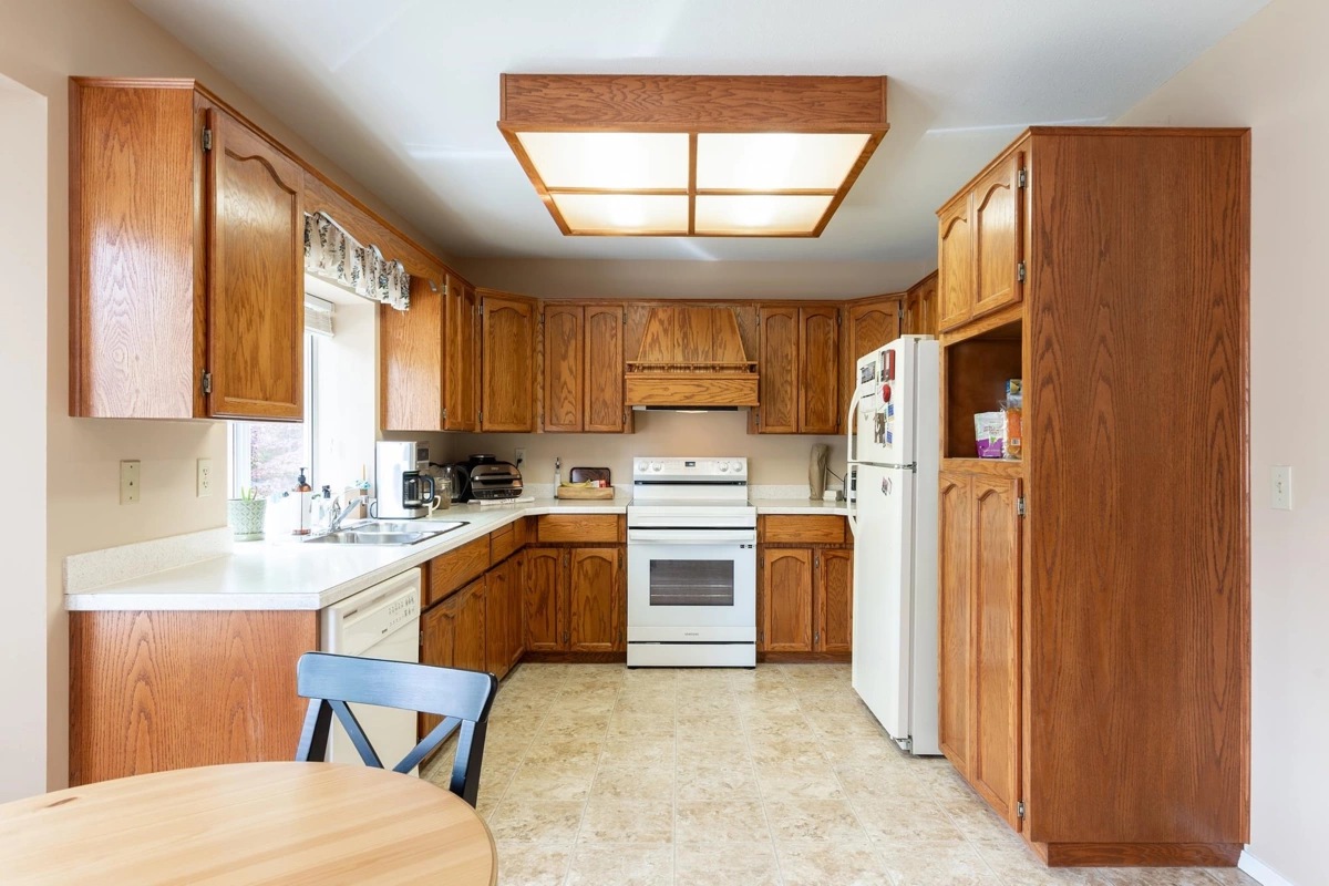 Office / Den Photo of 12986 20 Avenue, Surrey, BC