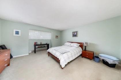 Hallway Photo of 12986 20 Avenue, Surrey, BC