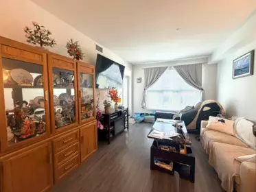 227 9500 Tomicki Avenue, Richmond, BC