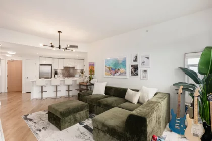 906 3557 Sawmill Crescent, Vancouver, BC, Vancouver — Apartment/Condo for sale