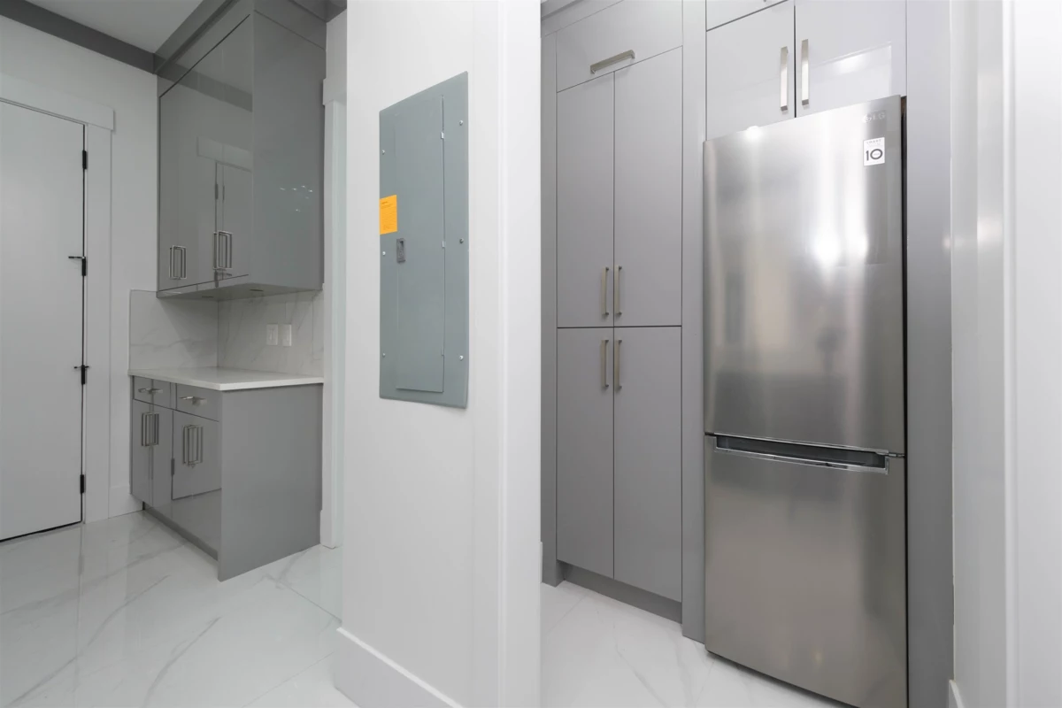 Bedroom 2 Photo of 1100 Como Lake Avenue, Coquitlam, BC