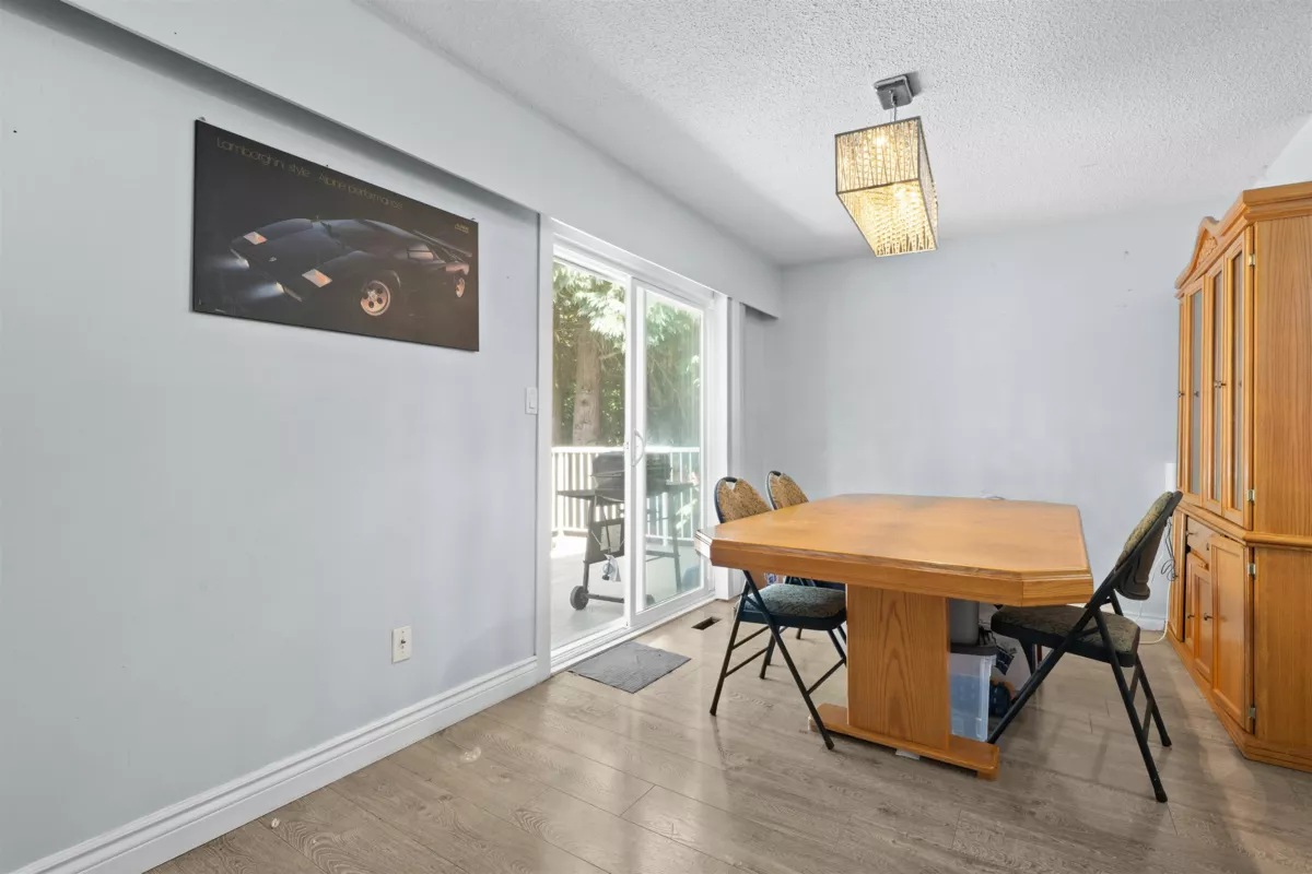 Living Room Photo of 13687 112 Avenue, Surrey, BC