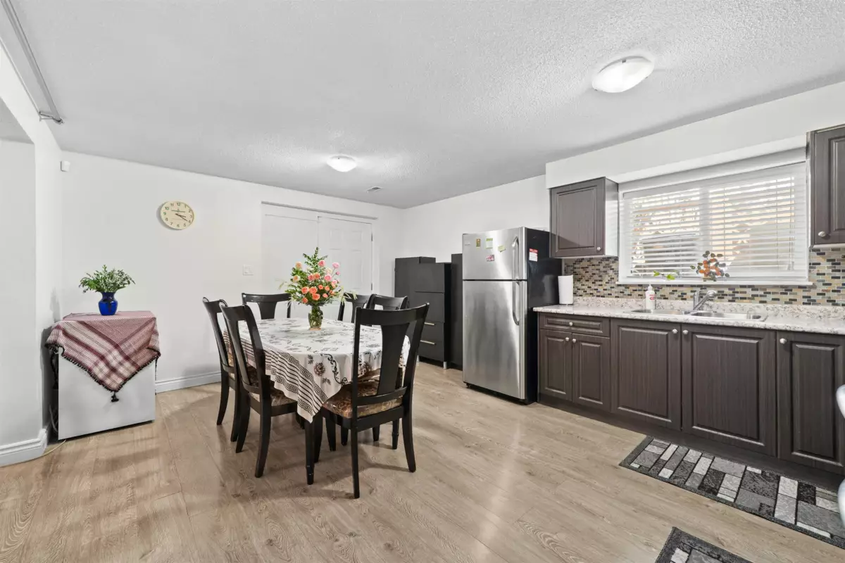 Walk-In Closet Photo of 13687 112 Avenue, Surrey, BC