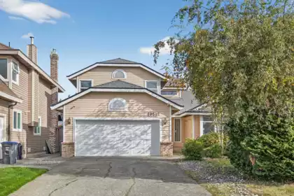 10512 Woodglen Place, Surrey, BC, Surrey — Single Family Residence for sale