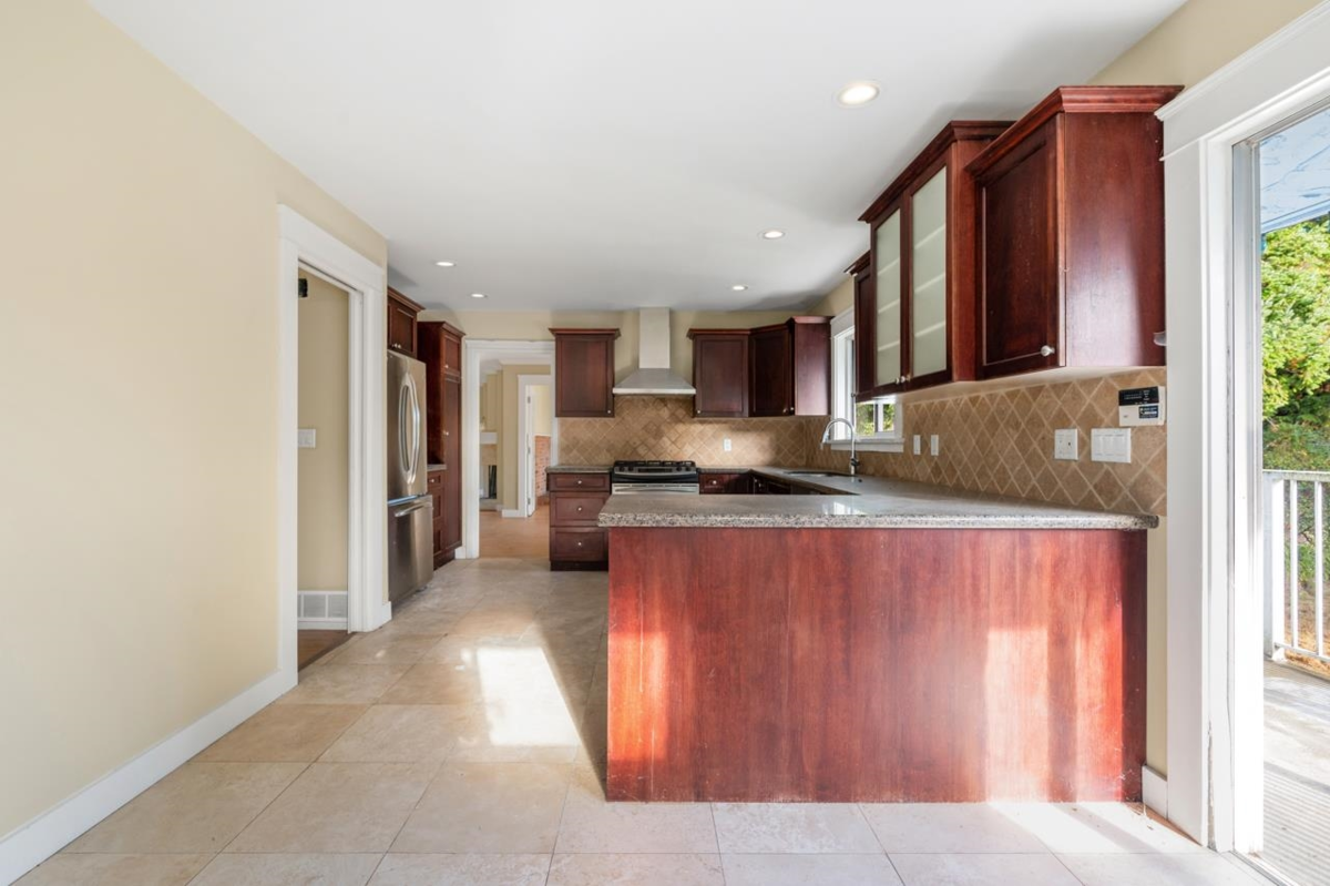 Breakfast Nook Photo of 1650 Western Parkway, Vancouver, BC