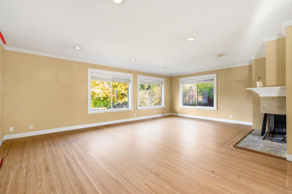 Family Room Photo of 1650 Western Parkway, Vancouver, BC