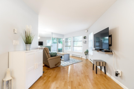 101 22277 122 Avenue, Maple Ridge, BC