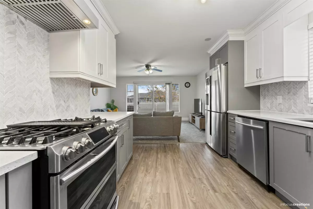 Bedroom 2 Photo of 7565 123a Street, Surrey, BC