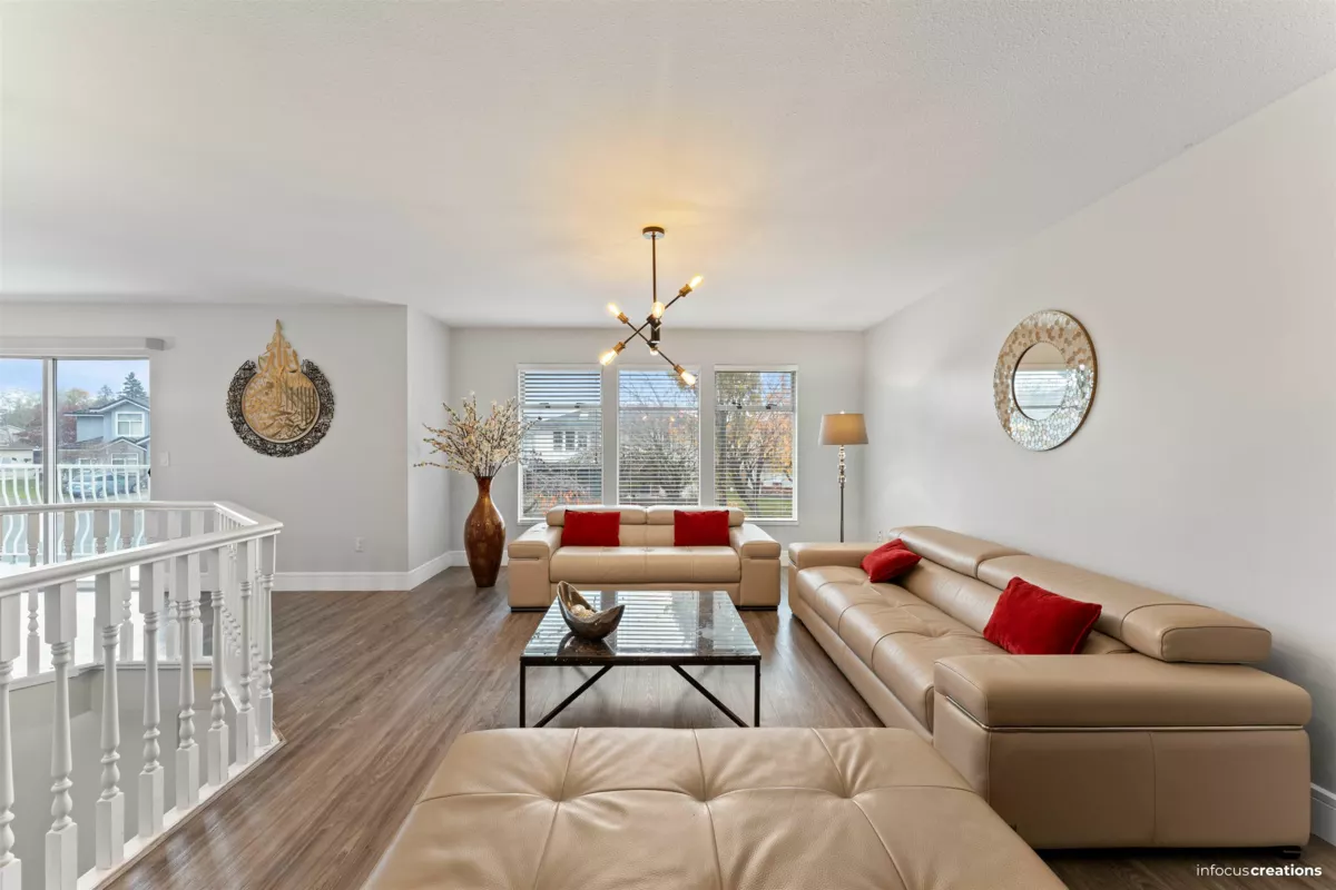 Family Room Photo of 7565 123a Street, Surrey, BC
