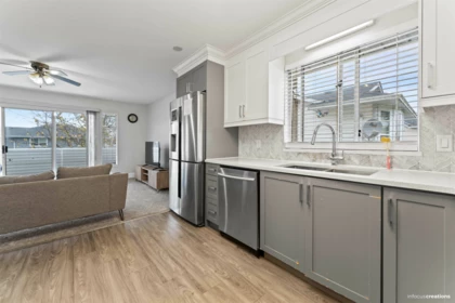 Primary Bathroom Photo of 7565 123a Street, Surrey, BC
