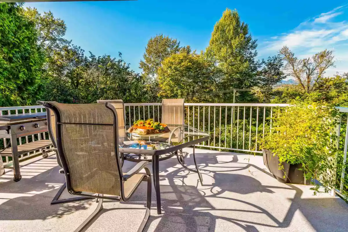 Garage Interior Photo of 1496 Mary Hill Lane, Port Coquitlam, BC