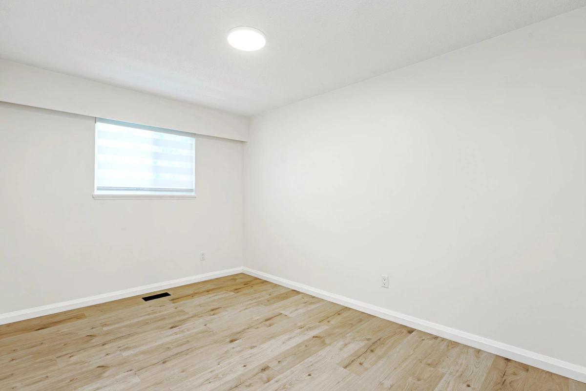 Guest Bathroom Photo of 1496 Mary Hill Lane, Port Coquitlam, BC