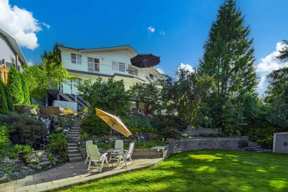 Hot Tub / Spa Photo of 1496 Mary Hill Lane, Port Coquitlam, BC