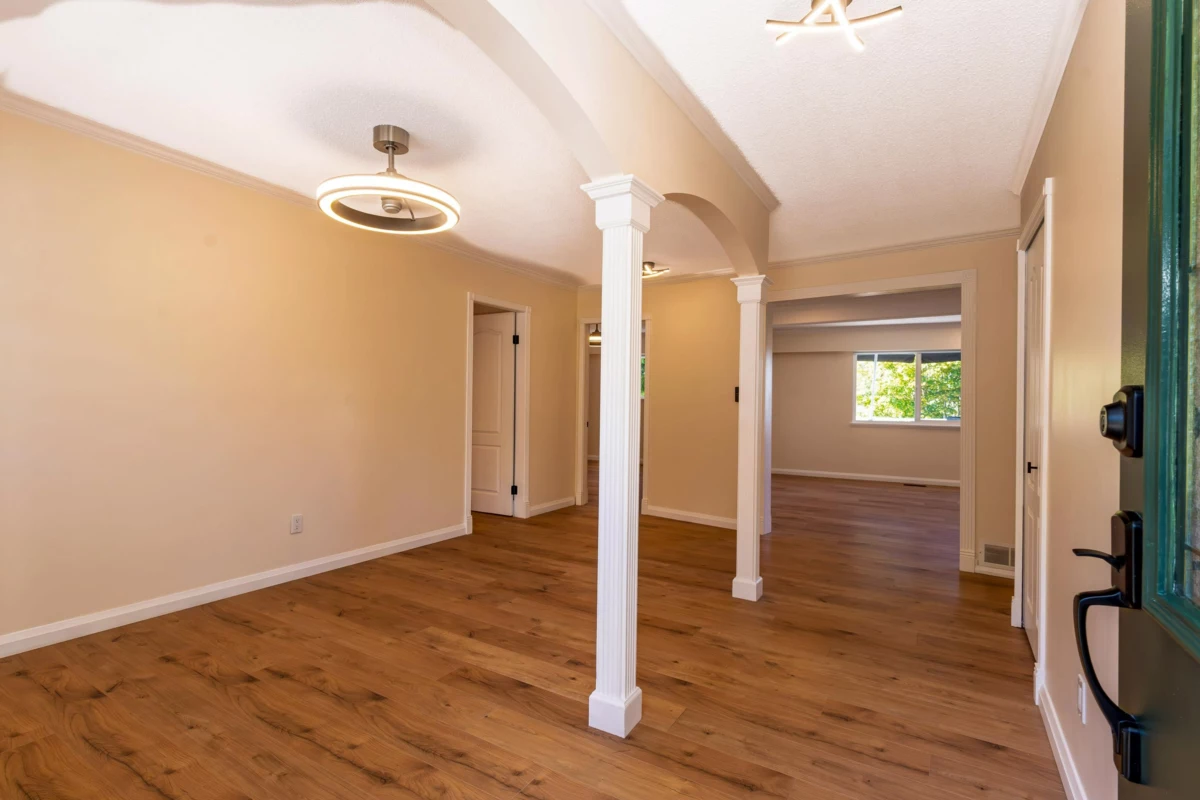 Living Room Photo of 1496 Mary Hill Lane, Port Coquitlam, BC