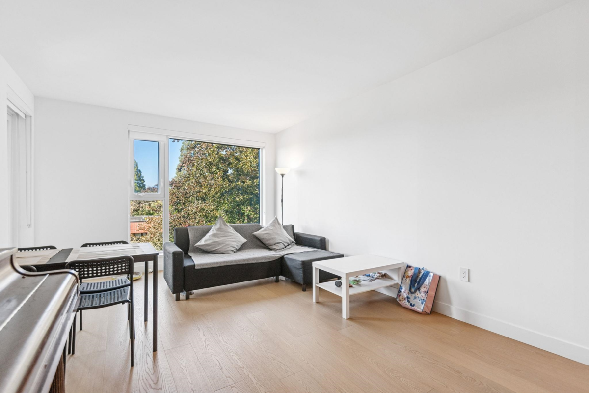 Living Room Photo of 901 7228 Adera Street, Vancouver, BC