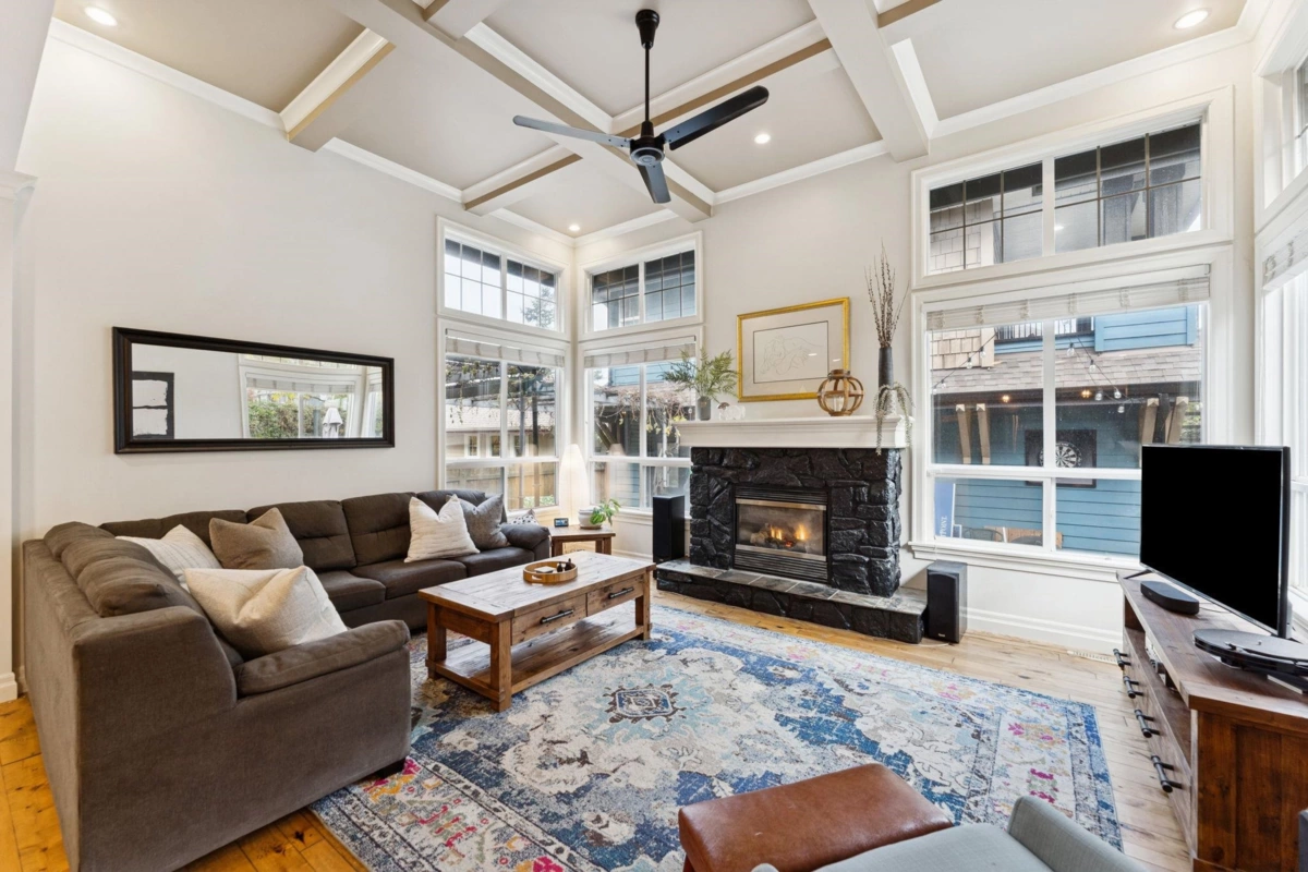 Family Room Photo of 5782 Garrison Boulevard, Chilliwack, BC