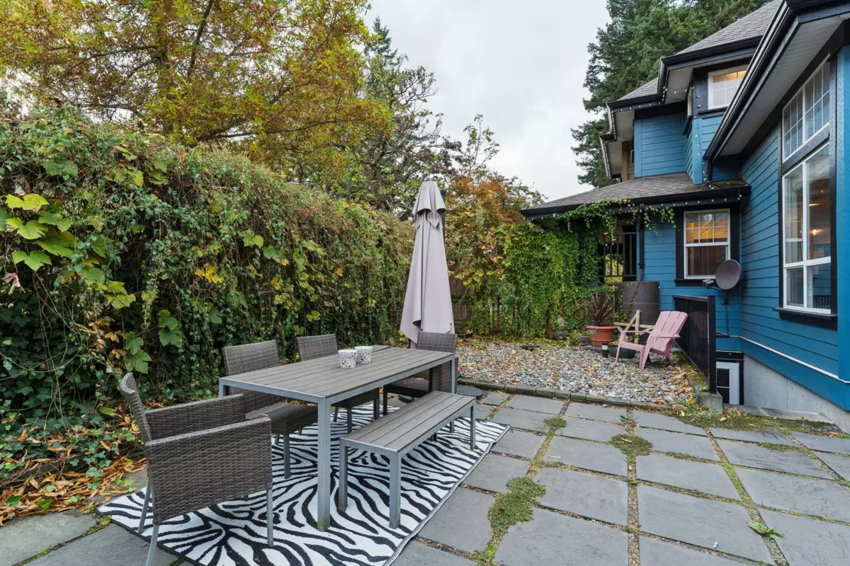 Front Yard Photo of 5782 Garrison Boulevard, Chilliwack, BC