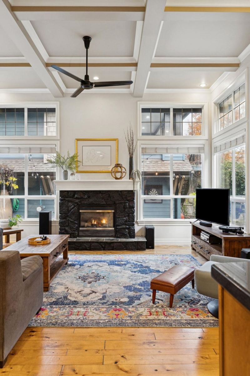 Kitchen Photo of 5782 Garrison Boulevard, Chilliwack, BC