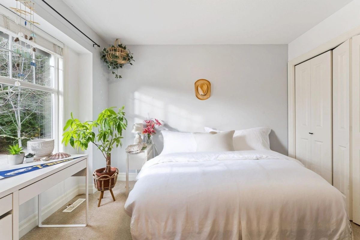 Laundry Room Photo of 5782 Garrison Boulevard, Chilliwack, BC