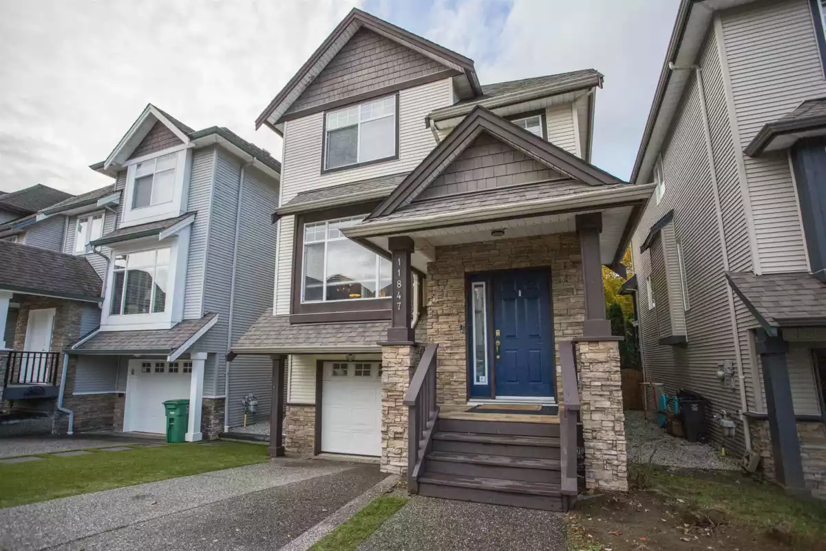 Aerial View of 11847 191a Street, Pitt Meadows, BC