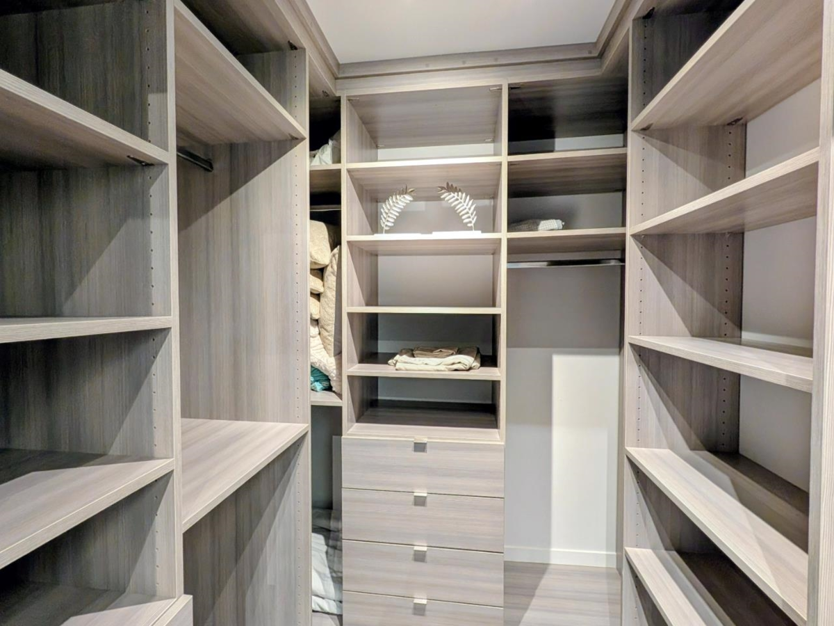 Basement Recreation Room Photo of 3D 328 Taylor Way, West Vancouver, BC