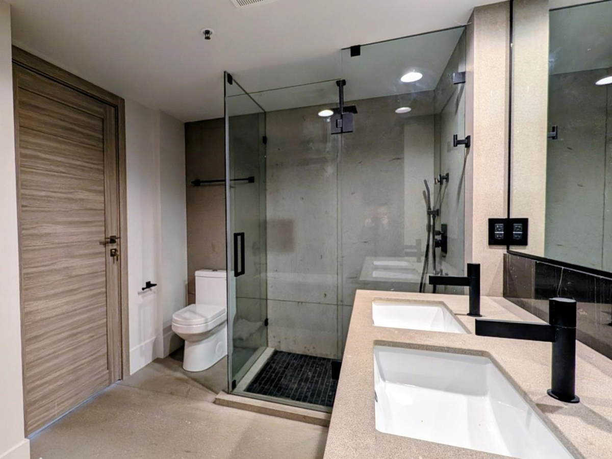 Guest Bathroom Photo of 3D 328 Taylor Way, West Vancouver, BC