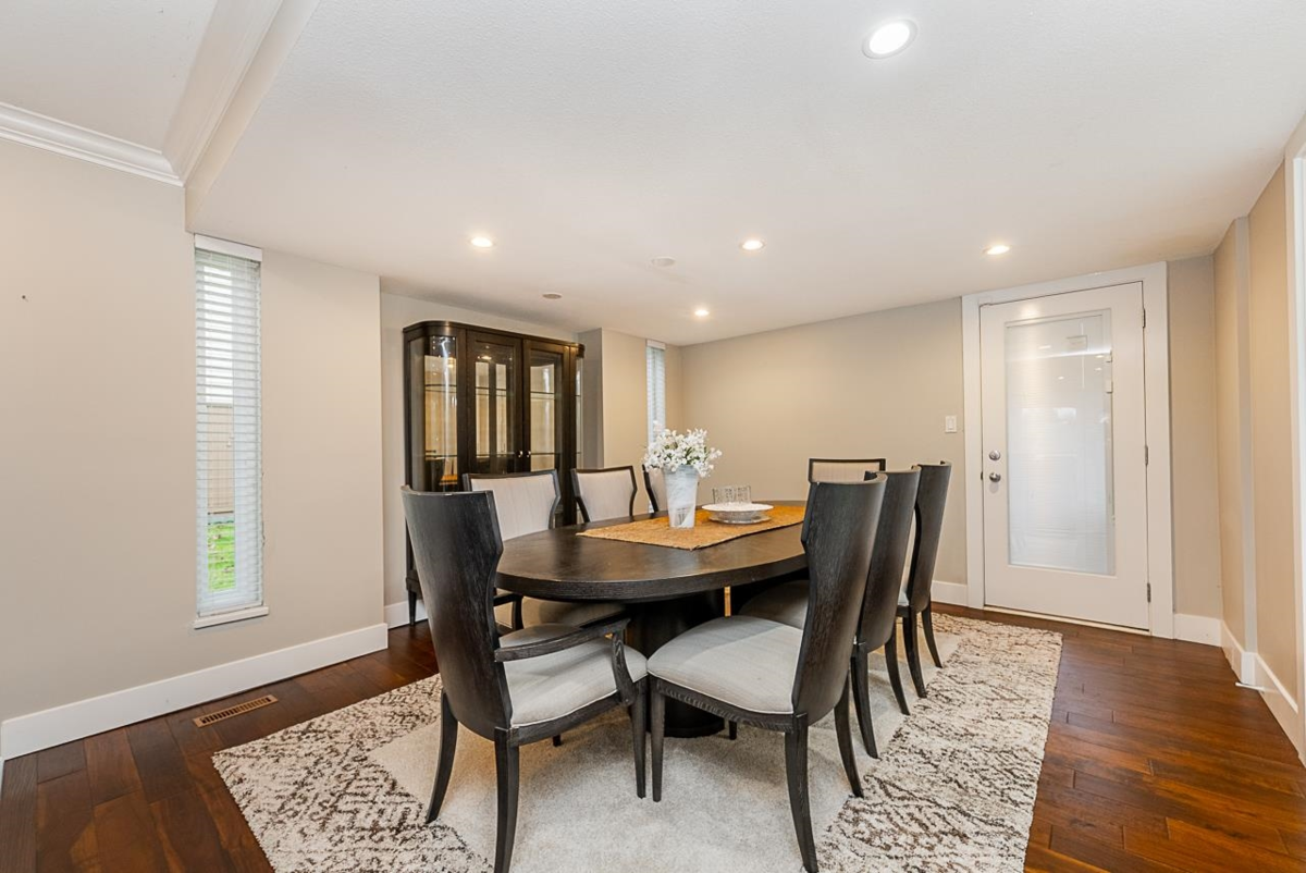 Family Room Photo of 10816 80 Avenue, Delta, BC