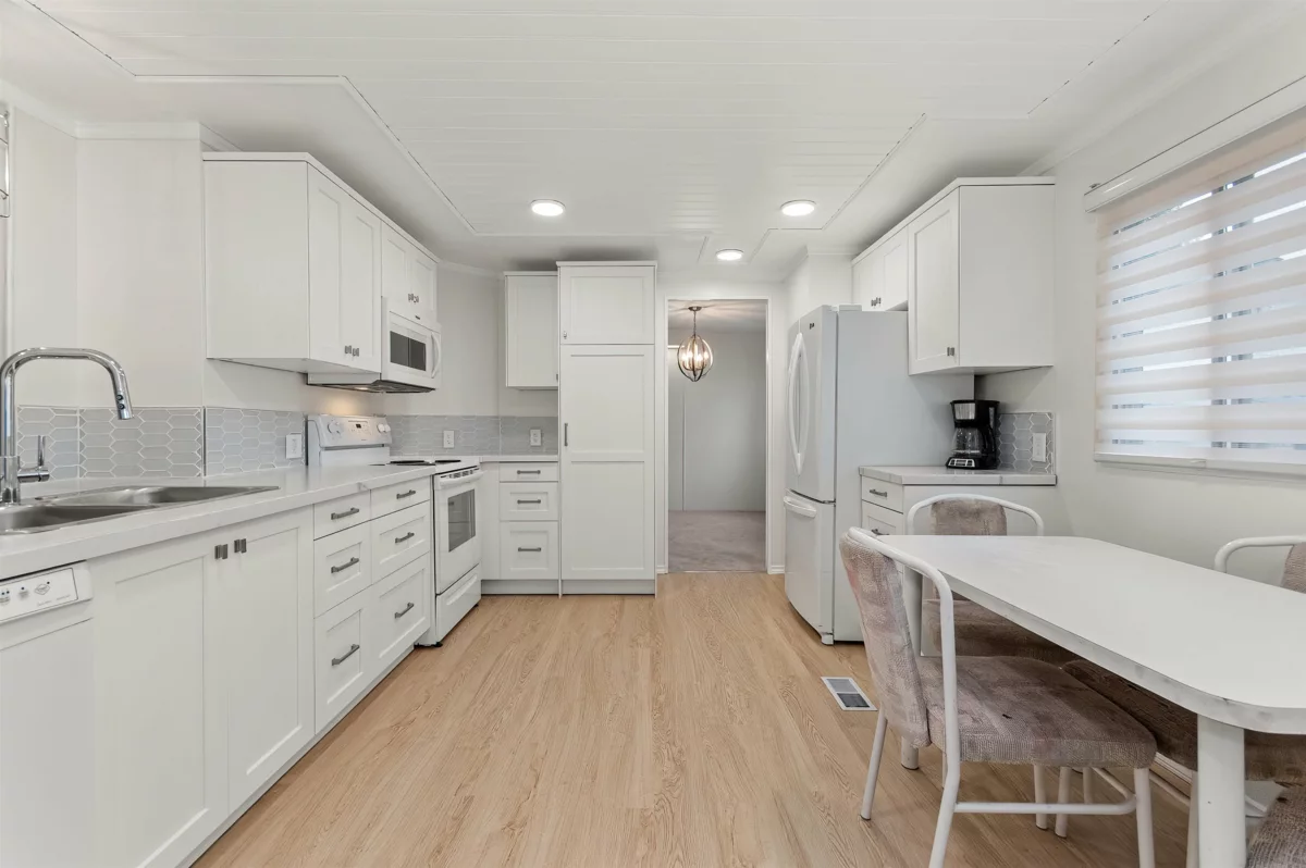 Basement Recreation Room Photo of 81 3300 Horn Street, Abbotsford, BC