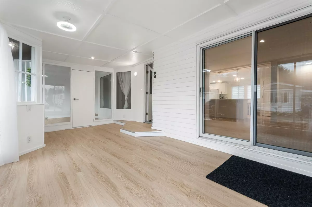 Family Room Photo of 81 3300 Horn Street, Abbotsford, BC