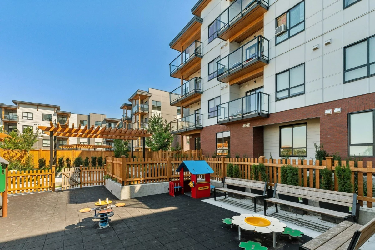 Bedroom 3 Photo of 205 20286 72b Avenue, Langley, BC