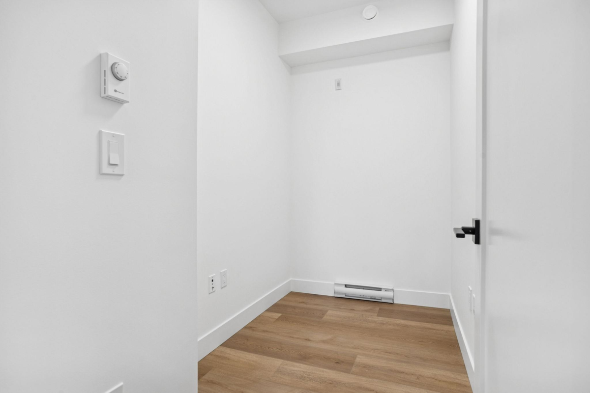 Breakfast Nook Photo of 205 20286 72b Avenue, Langley, BC