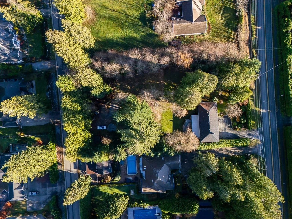 Outdoor Kitchen Photo of 2519 East Road, Anmore, BC