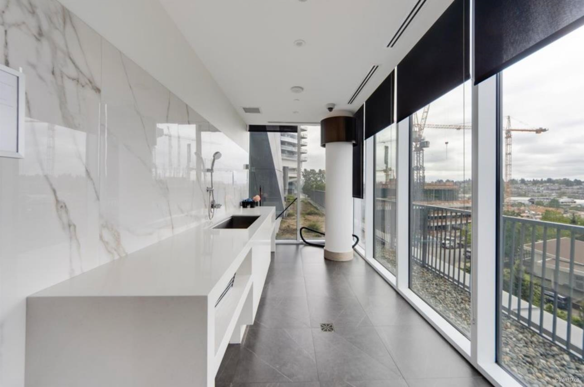 Bedroom 3 Photo of 1009 4730 Lougheed Highway, Burnaby, BC