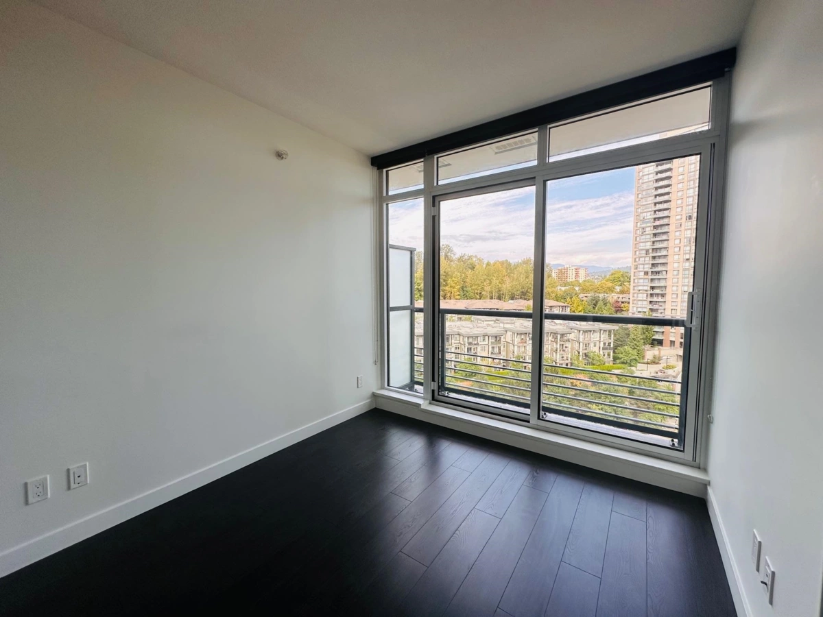 Kitchen Photo of 1009 4730 Lougheed Highway, Burnaby, BC