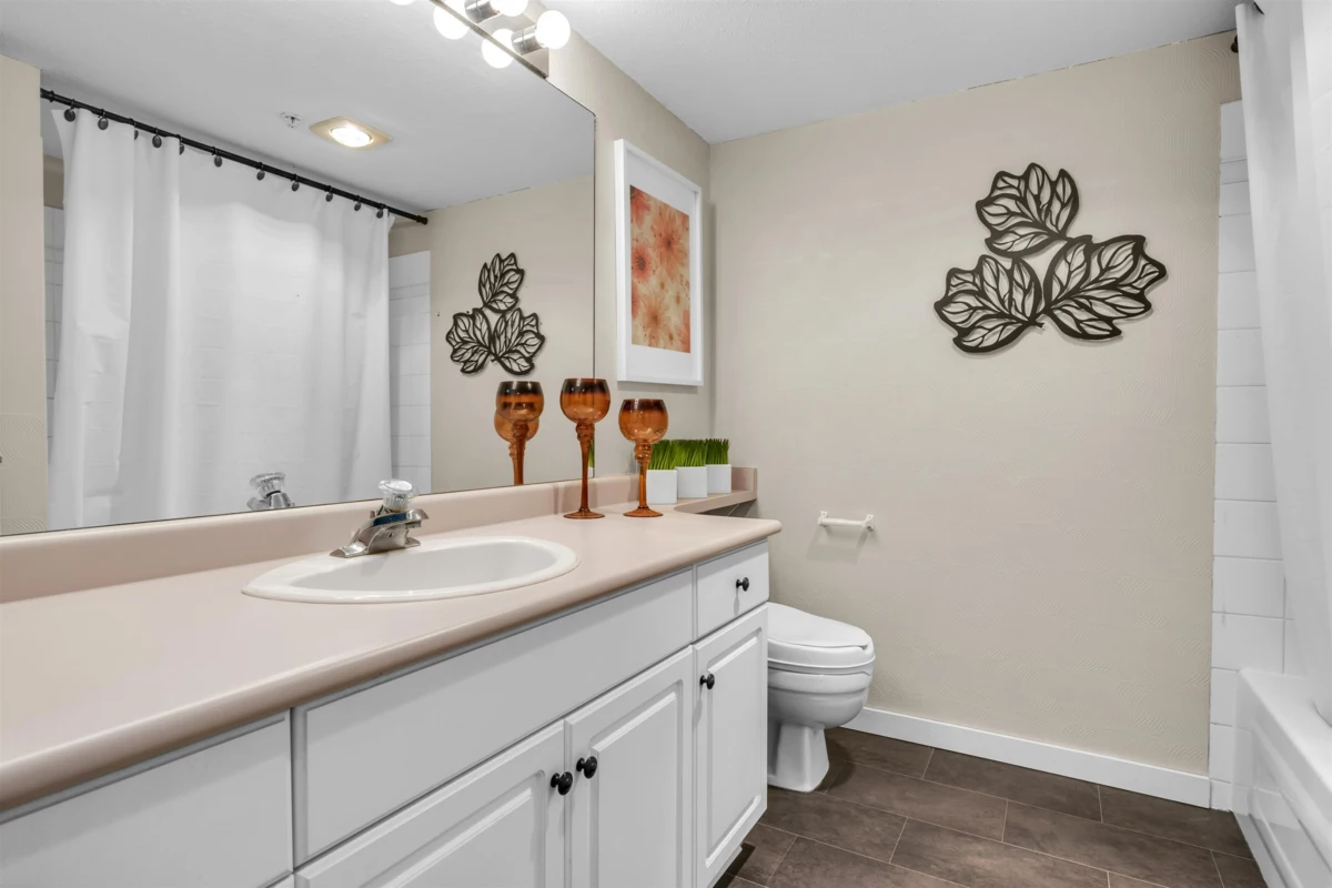 Basement Recreation Room Photo of 108 32044 Old Yale Road, Abbotsford, BC