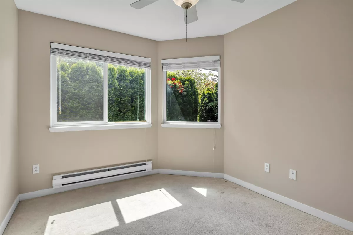Mudroom Photo of 108 32044 Old Yale Road, Abbotsford, BC