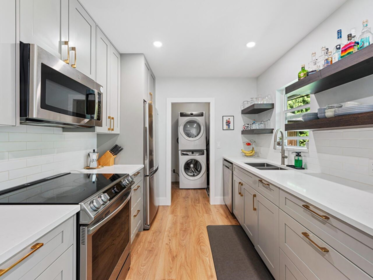 11584 212 Street, Maple Ridge, BC