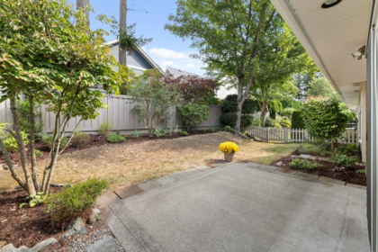 Hallway Photo of 17 14877 33rd Avenue, Surrey, BC