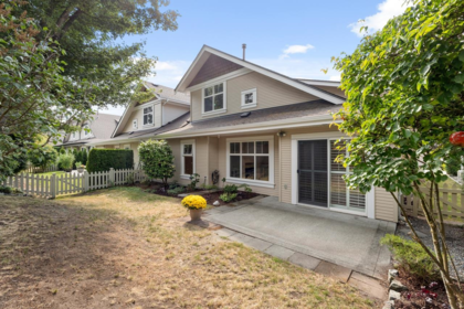 Staircase Photo of 17 14877 33rd Avenue, Surrey, BC