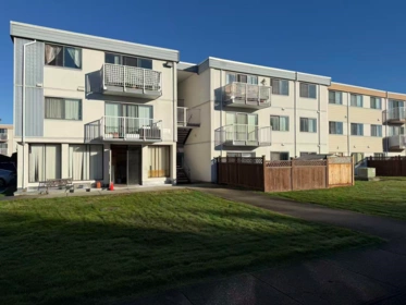 302 7260 Lindsay Road, Richmond, BC