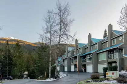 4 2134 Timber Ridge, Whistler, BC, Whistler — Townhouse for sale