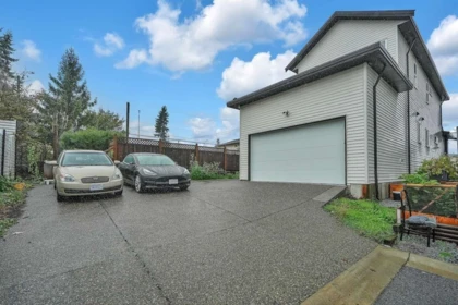 Outdoor Kitchen Photo of 12420 80 Avenue, Surrey, BC