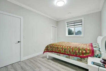 Staircase Photo of 12420 80 Avenue, Surrey, BC