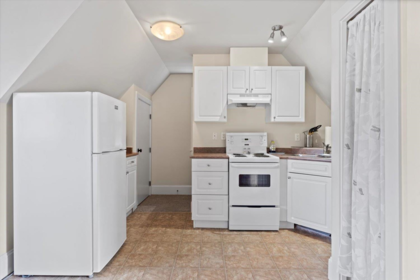 Garage Interior Photo of 5853 Garrison Boulevard, Chilliwack, BC