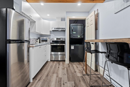 Laundry Room Photo of 5853 Garrison Boulevard, Chilliwack, BC