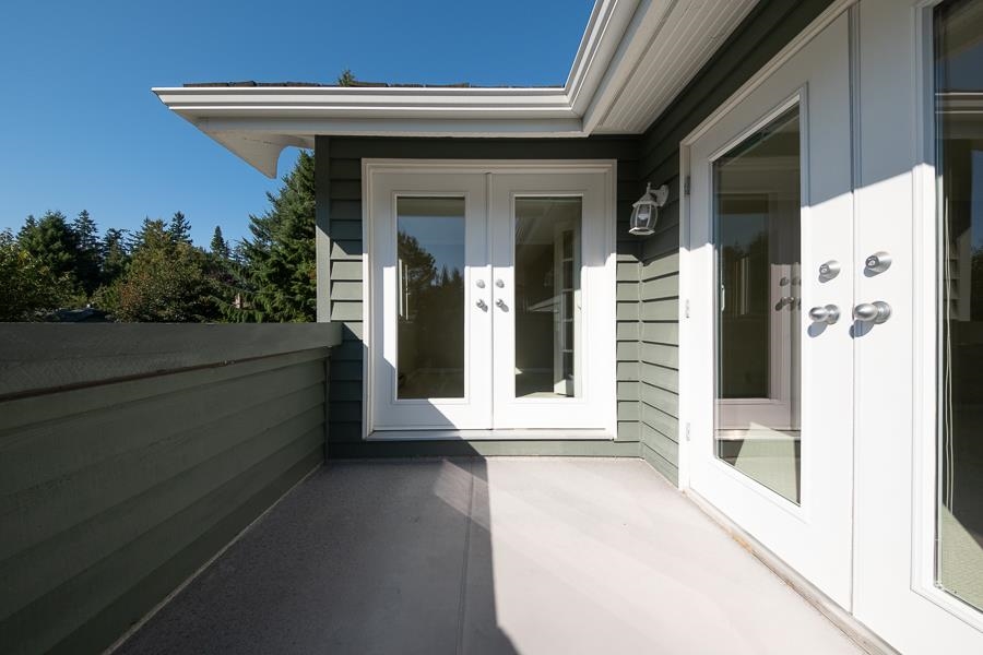 Garden / Landscaping Photo of 1639 133a Street, Surrey, BC