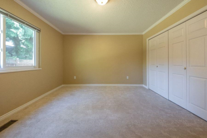 Staircase Photo of 1639 133a Street, Surrey, BC