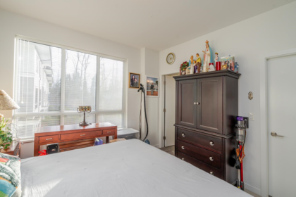 Staircase Photo of 1404 18505 Laurensen Place, Surrey, BC